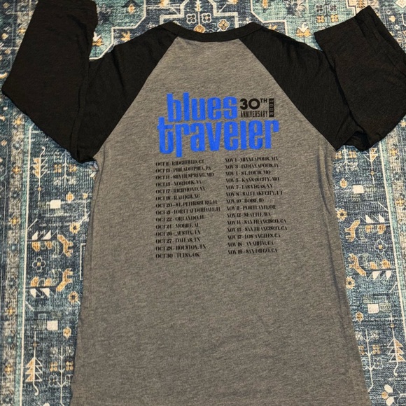 💎RARE💎🆕BLUES TRAVELER 30th Anniversary Tour T-Shirt, Size Unisex Small - Picture 5 of 9